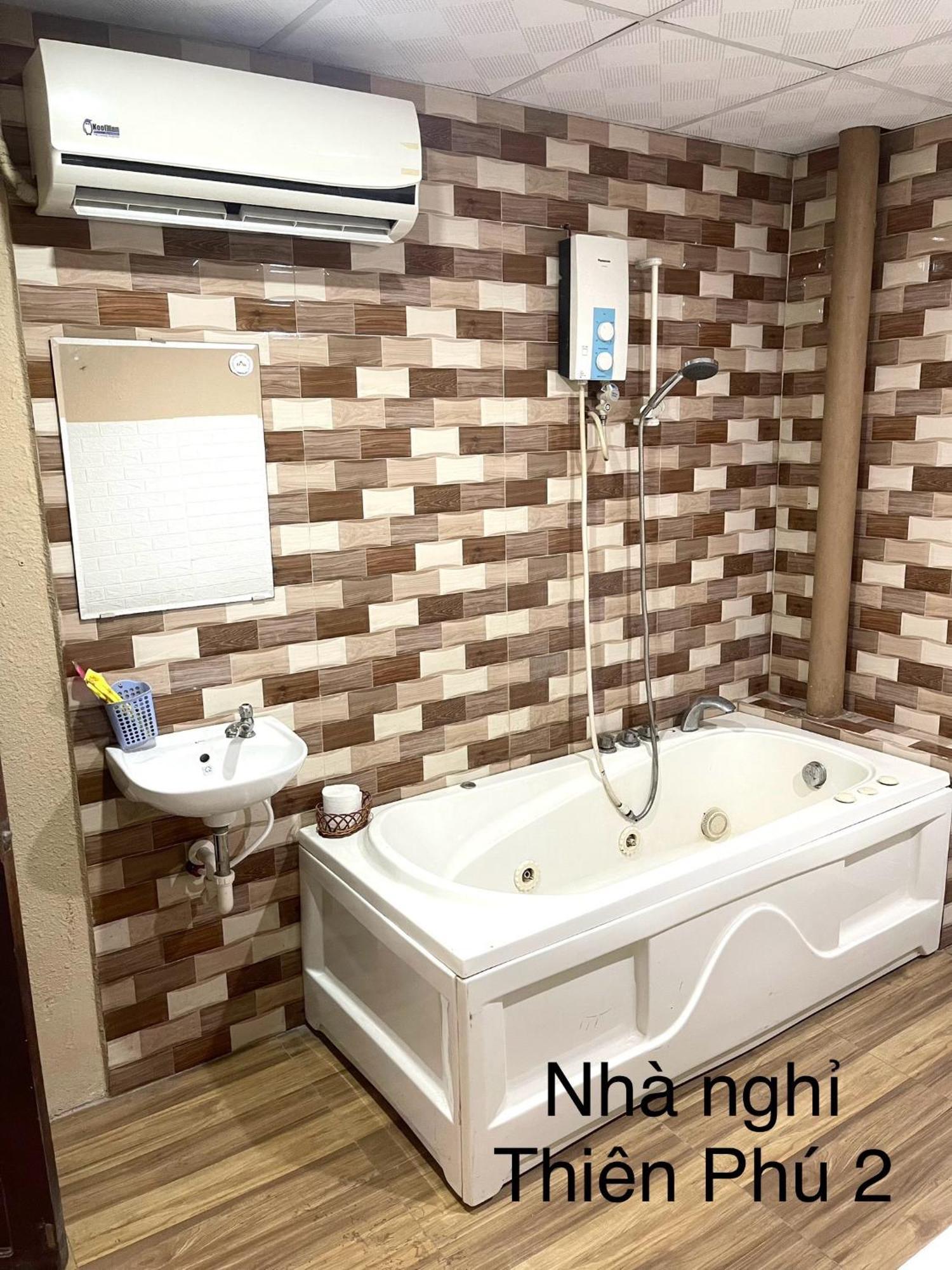 Nha Nghi Thien Phu 2 Hotel Cai Rang Ngoại thất bức ảnh